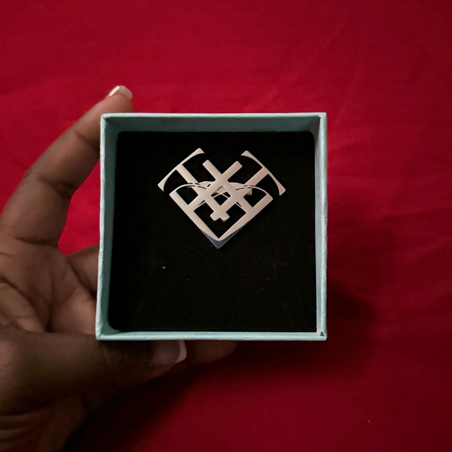 TYNISHA NICOLE Brooch (Silver)
